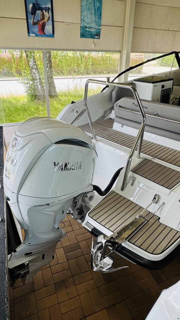 Yamarin 80 DC