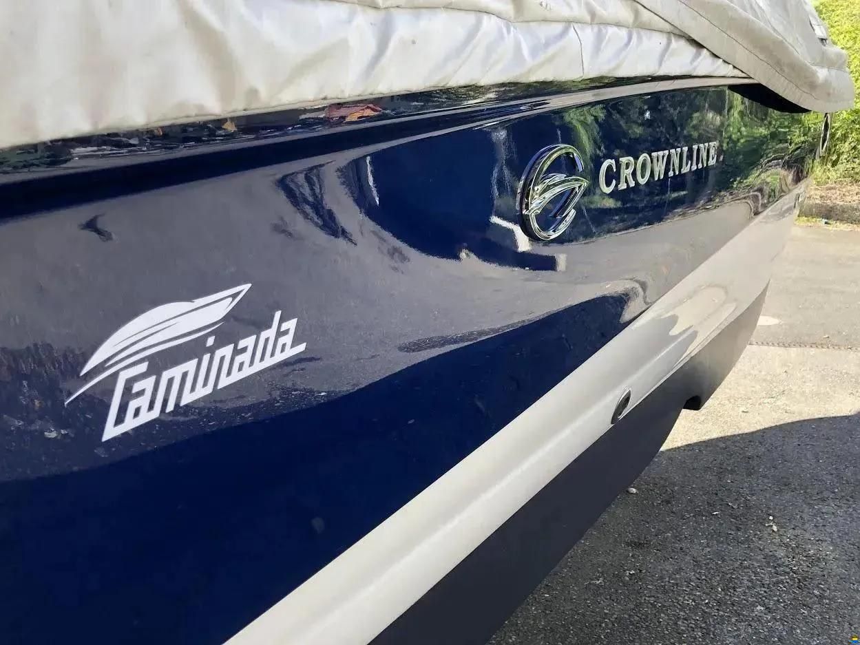 Crownline 26 Day Cruiser