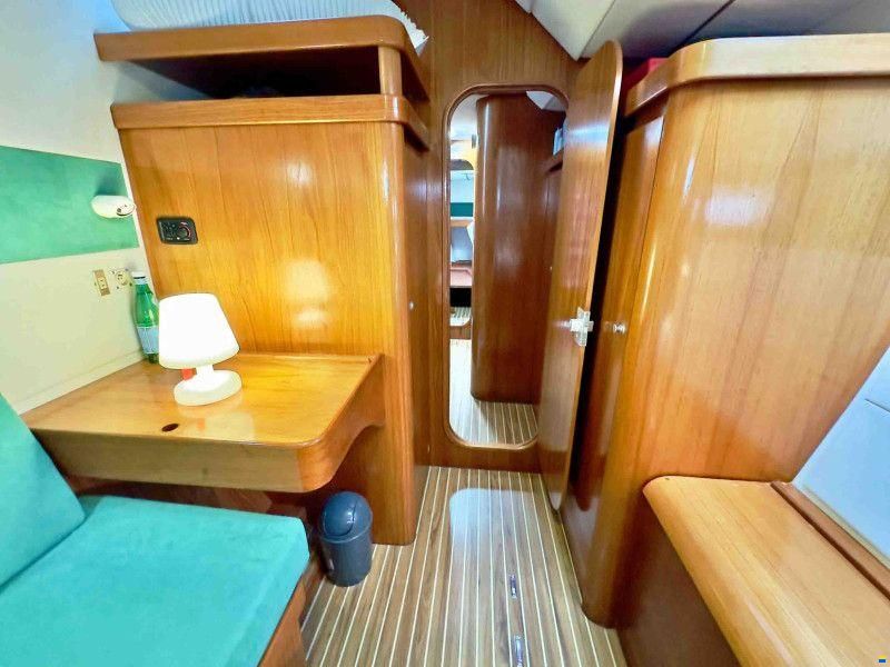 CNB Lagoon 47