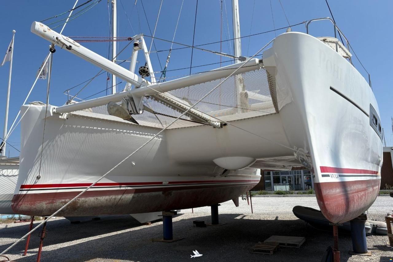 Catana 47 Carbon