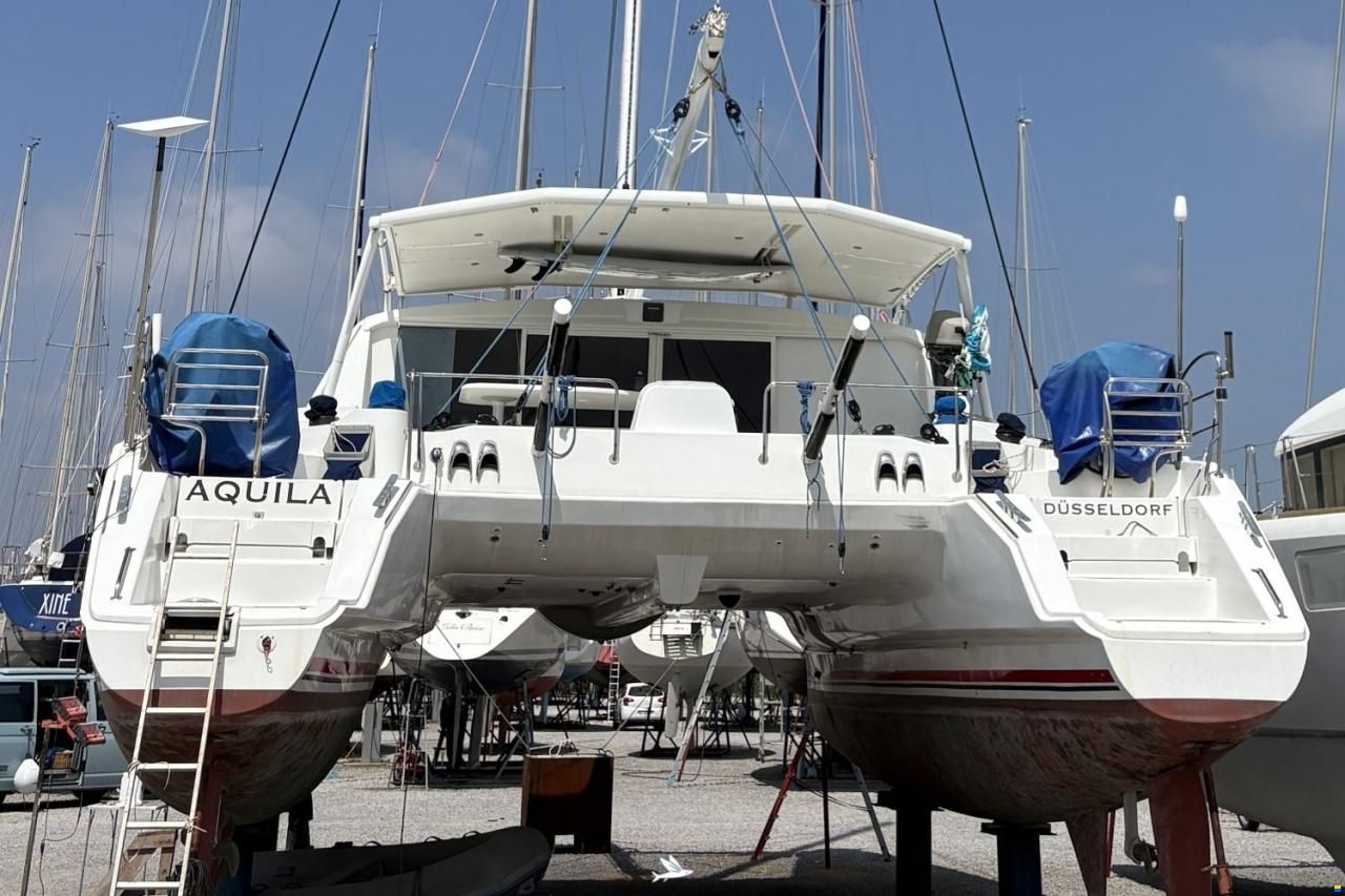 Catana 47 Carbon