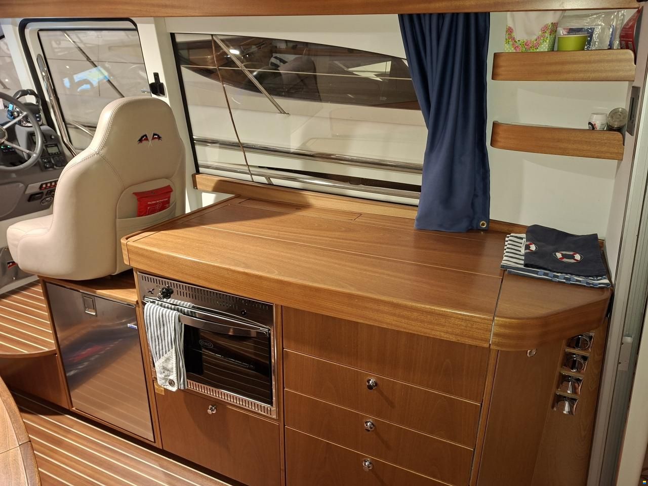 Nimbus 365 Coupe