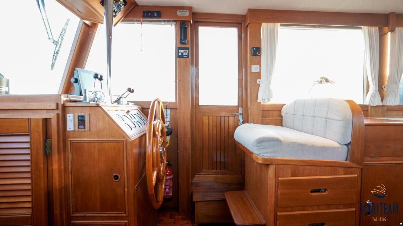 Grand Banks 42 Motoryacht