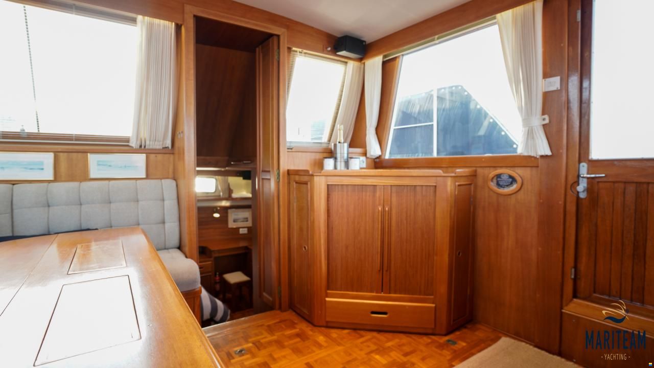 Grand Banks 42 Motoryacht