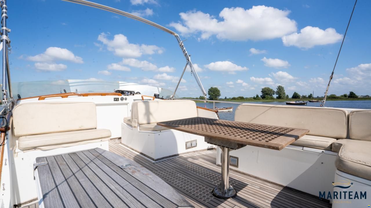 Grand Banks 42 Motoryacht