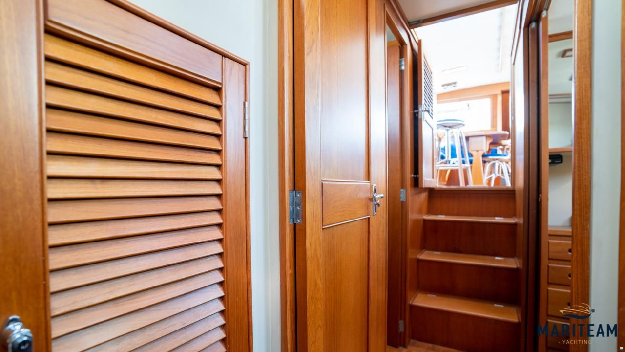 Grand Banks 42 Motoryacht