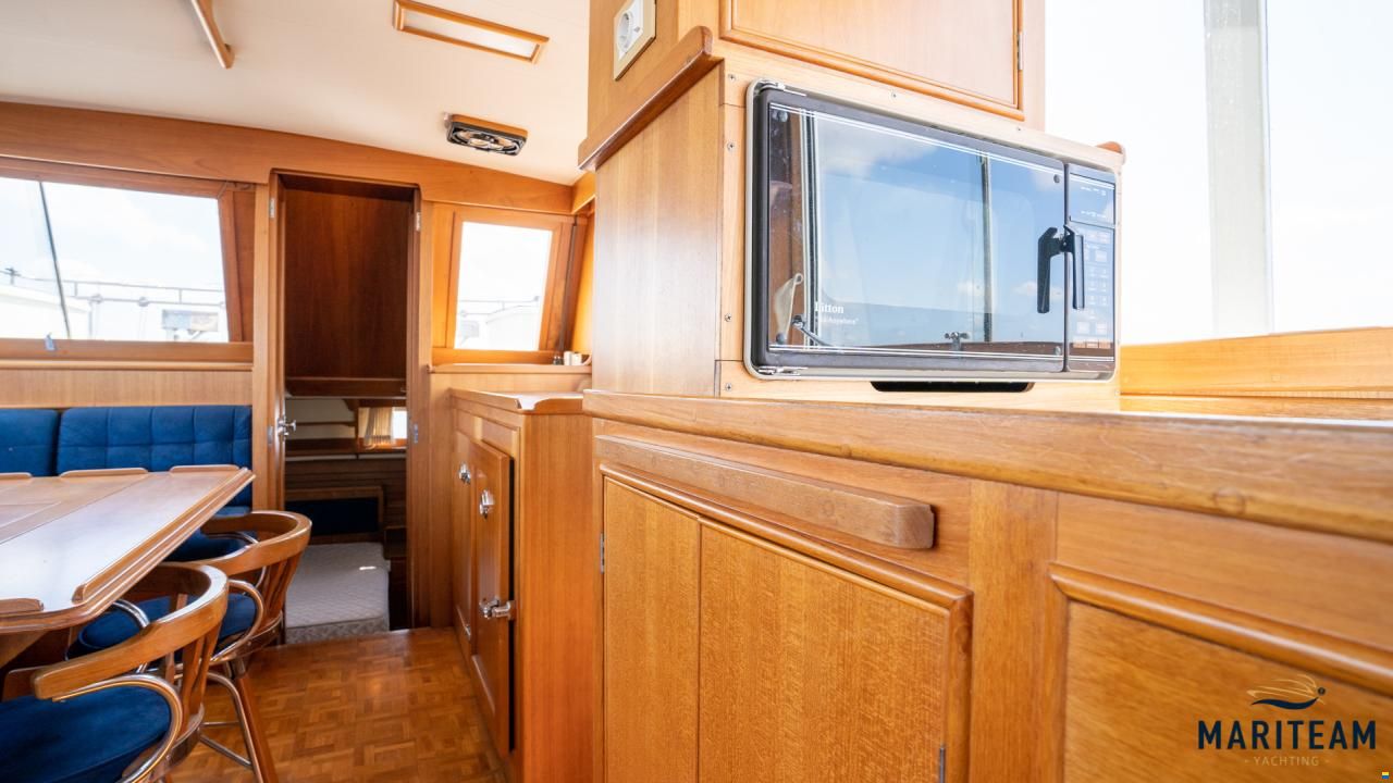 Grand Banks 42 Motoryacht