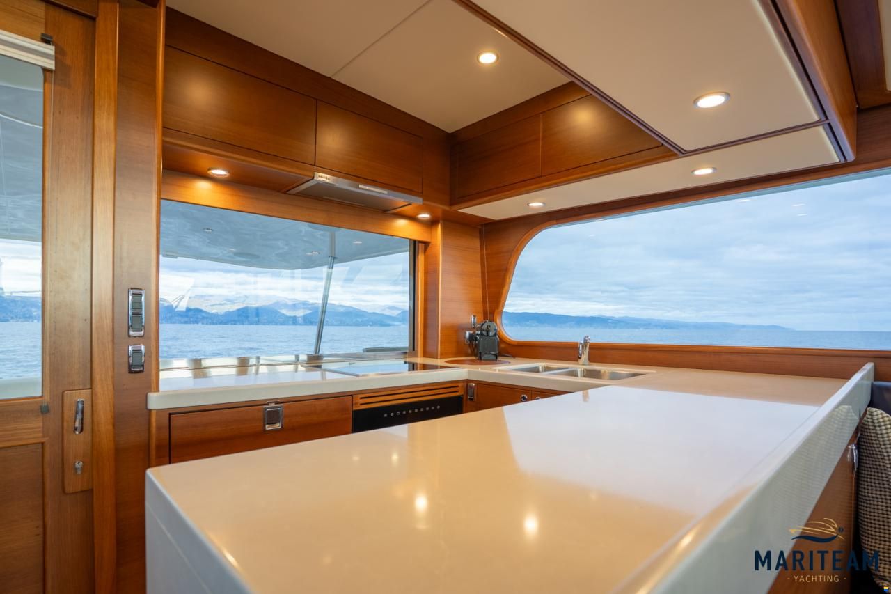 Grand Banks GB60