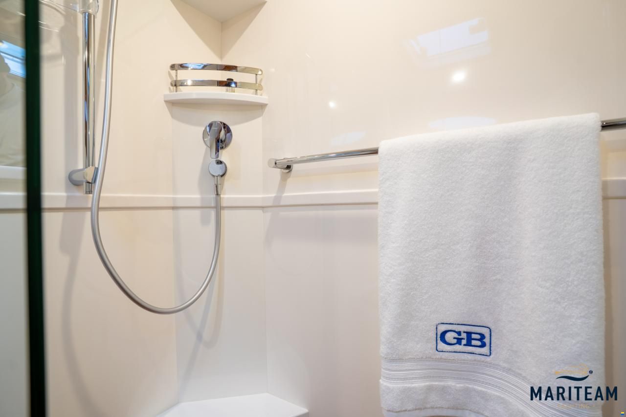 Grand Banks GB60