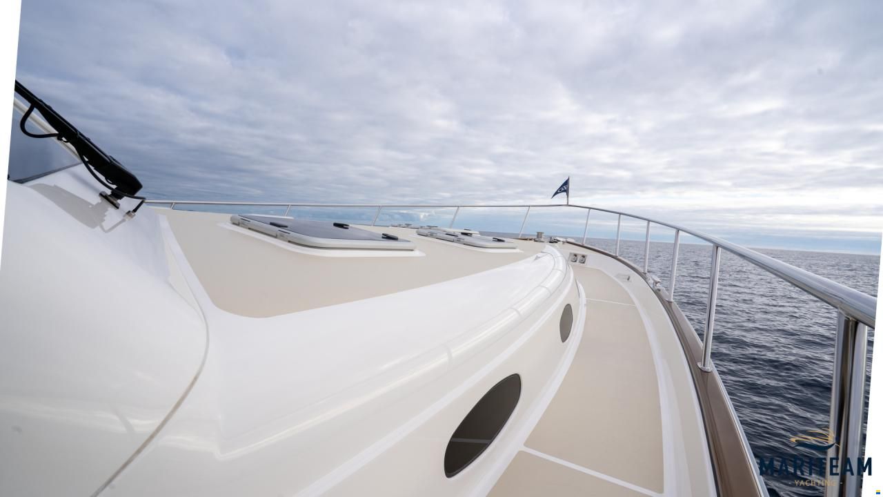 Grand Banks GB60