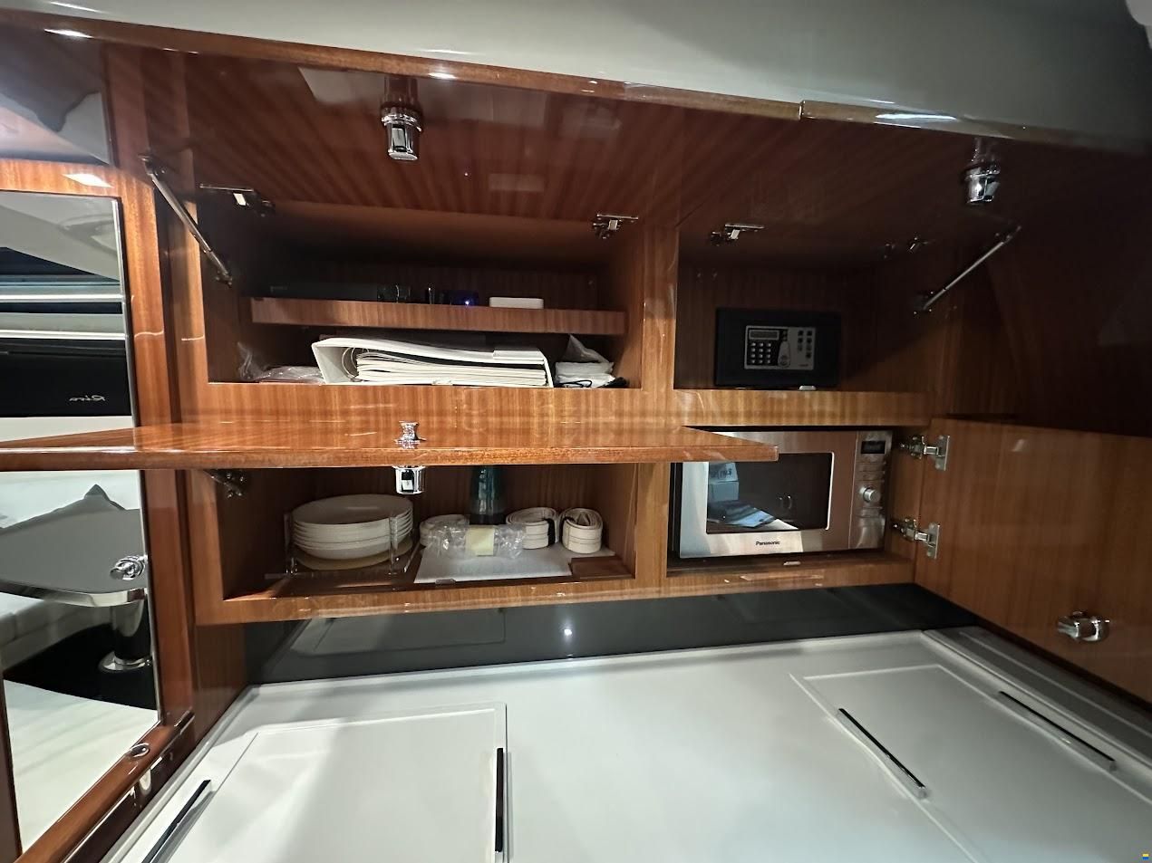 Riva RivaMare 38