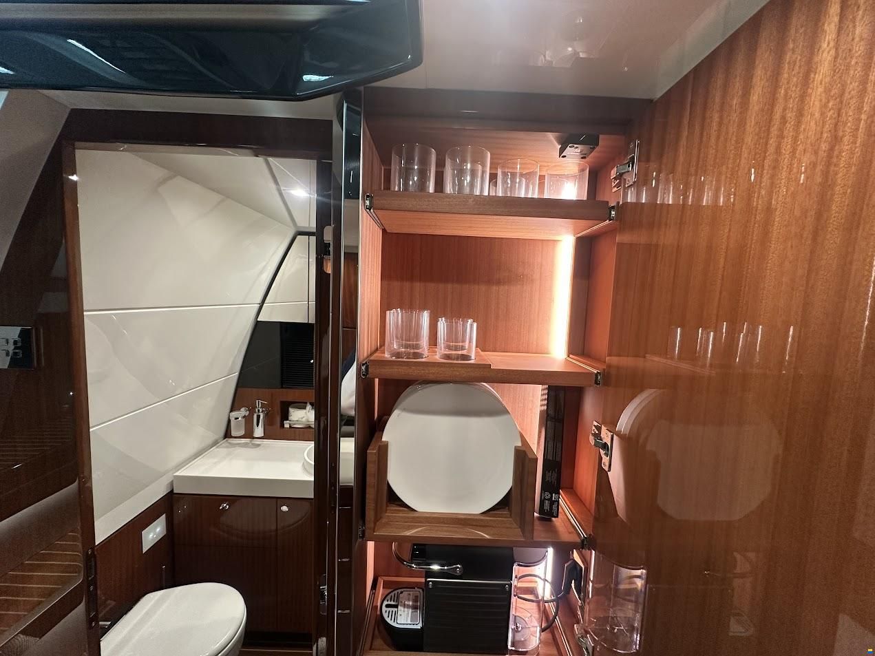 Riva RivaMare 38