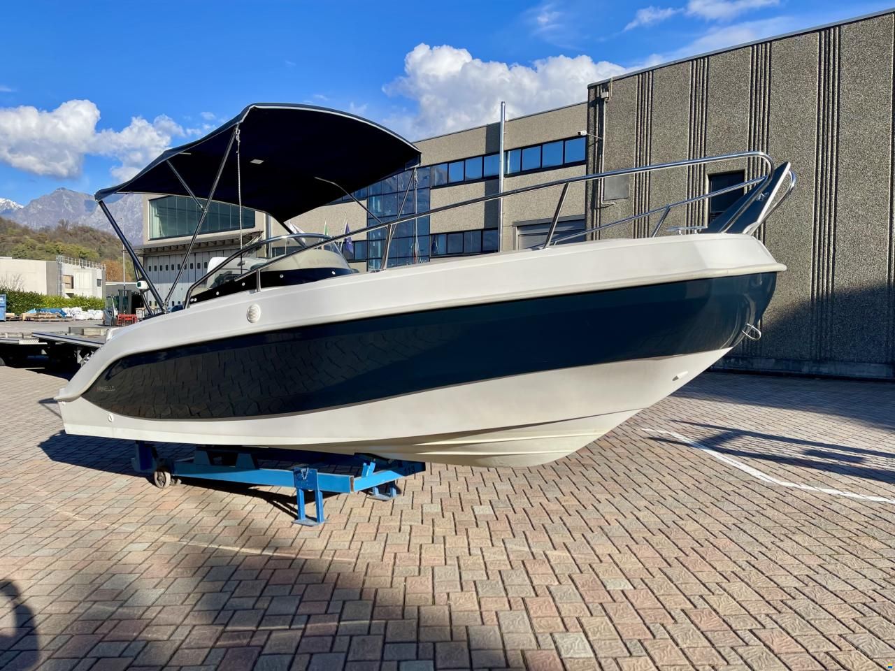 Marinello Eden 26 open