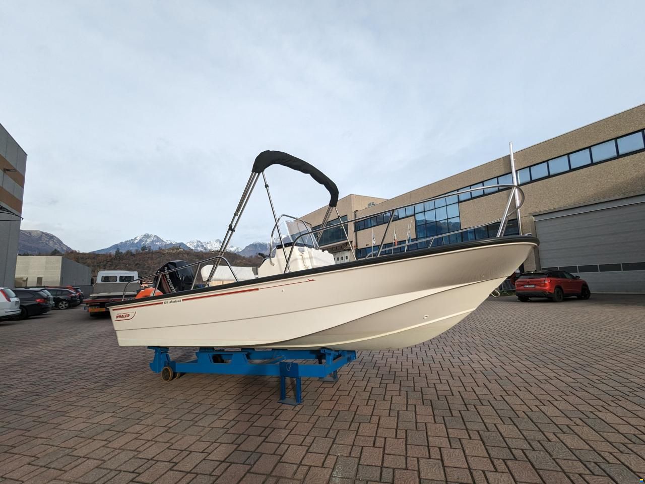 Boston Whaler Montauk 170