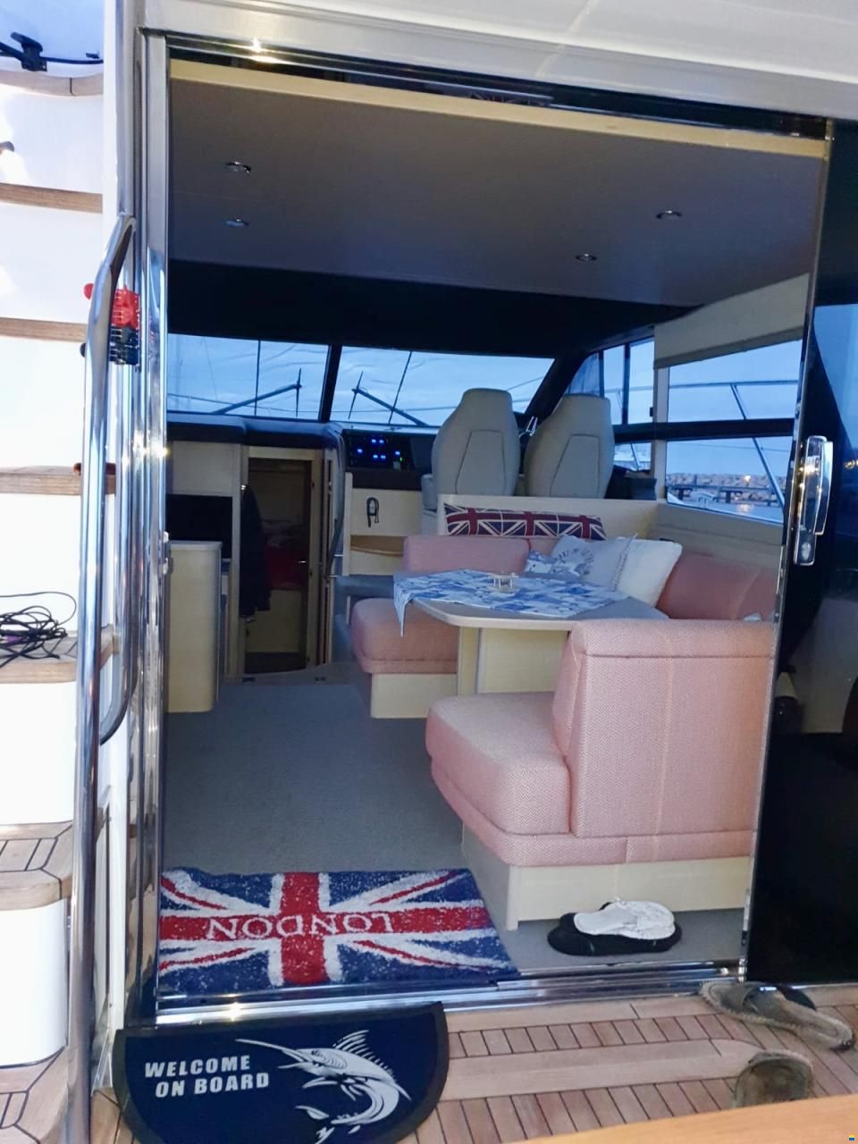 Princess 43 Flybridge