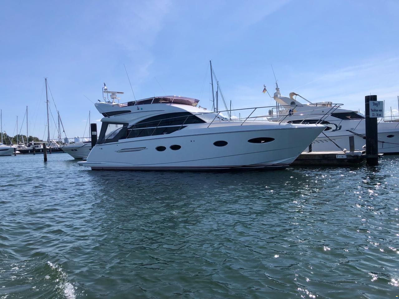 Princess 43 Flybridge