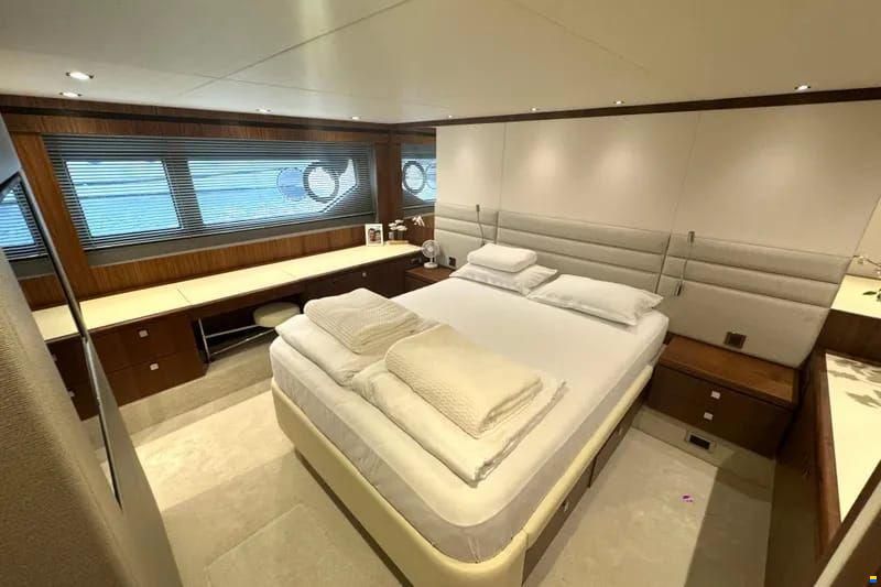 Sunseeker Manhattan 66