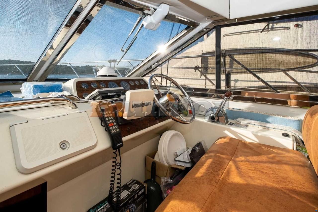 Fairline Corsica 35