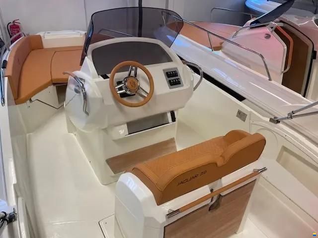 Prua al Vento Jaguar 7.0