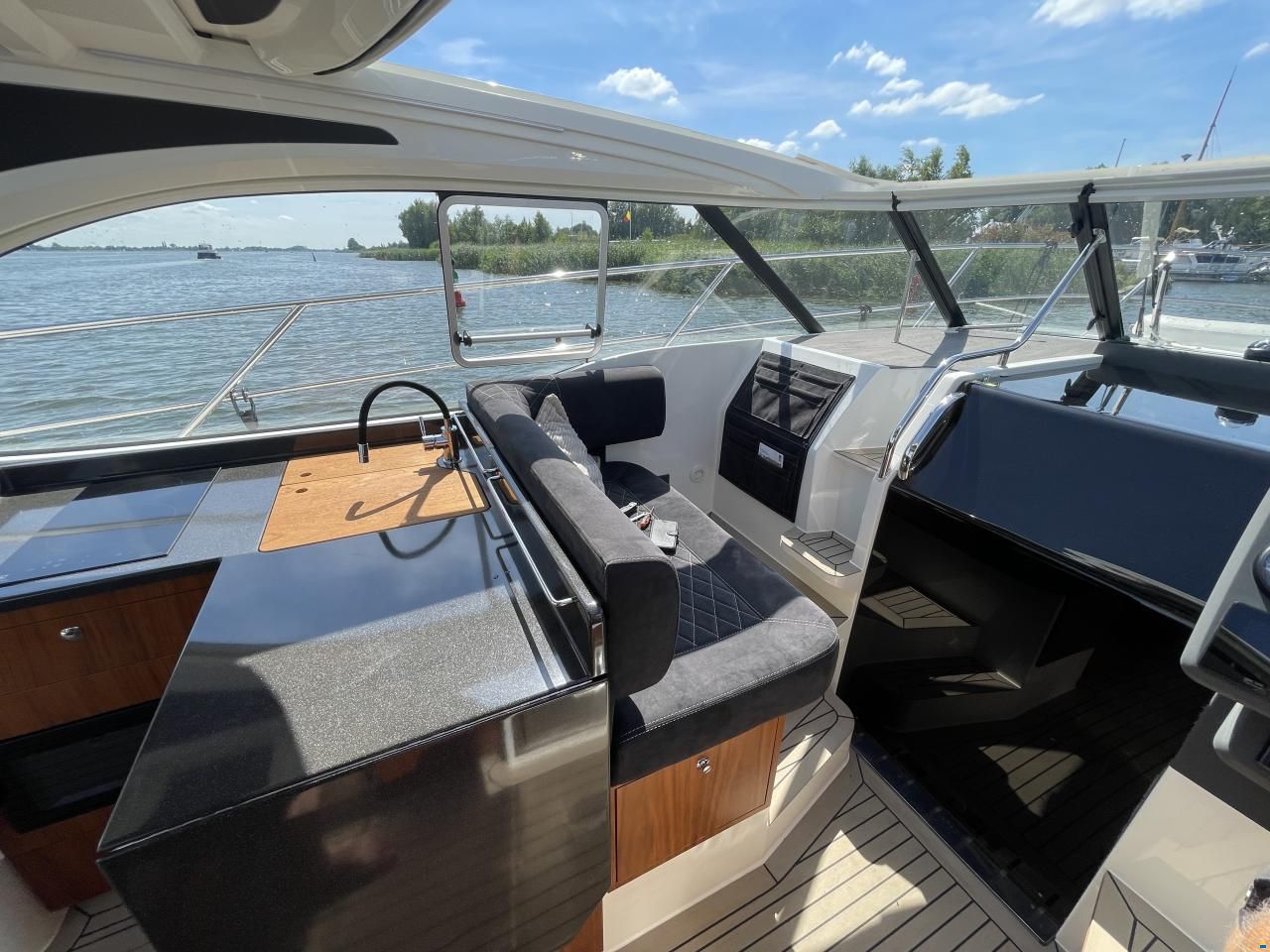 Marex Cabriolet Cruiser Volvo Penta D6