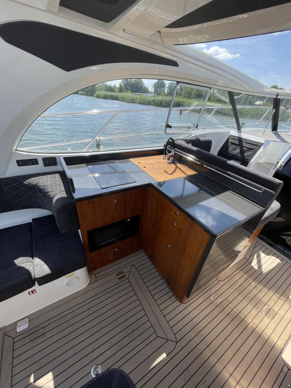 Marex Cabriolet Cruiser Volvo Penta D6
