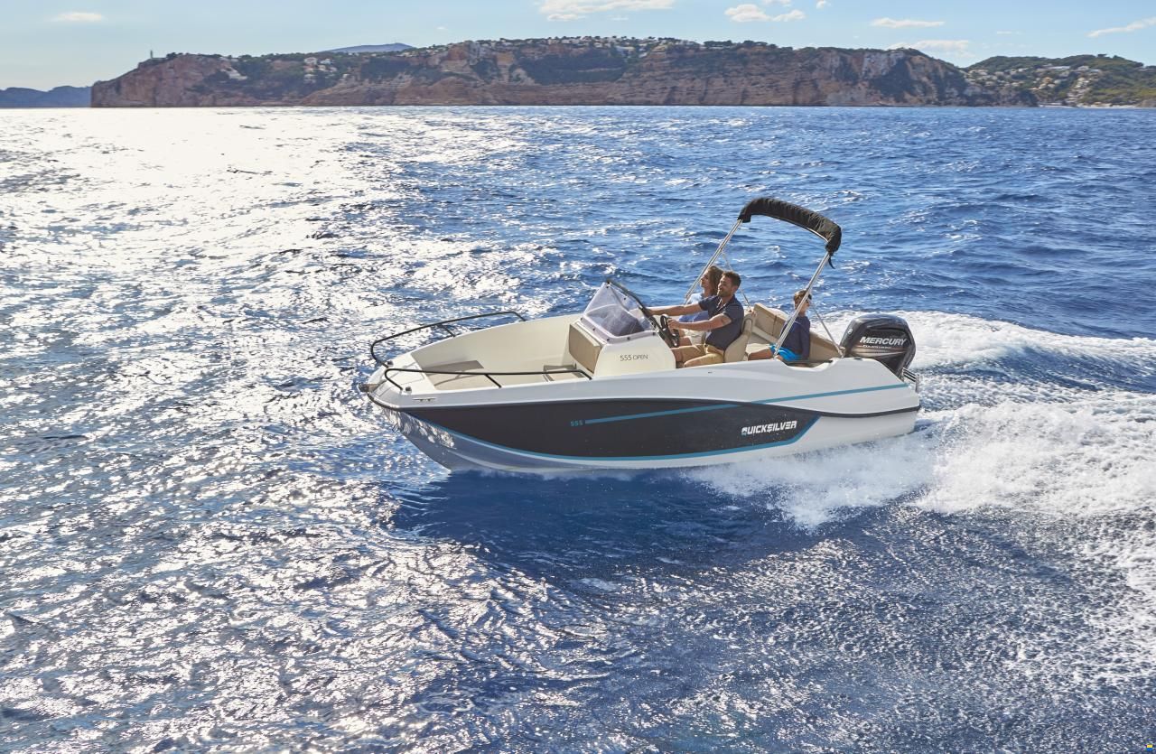 Quicksilver ACTIV 555 Open
