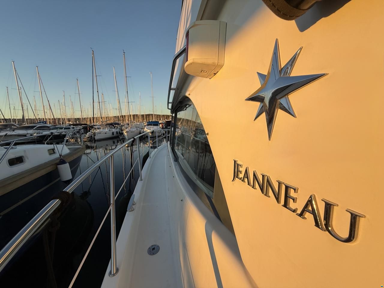 Jeanneau PRESTIGE 36 FLY