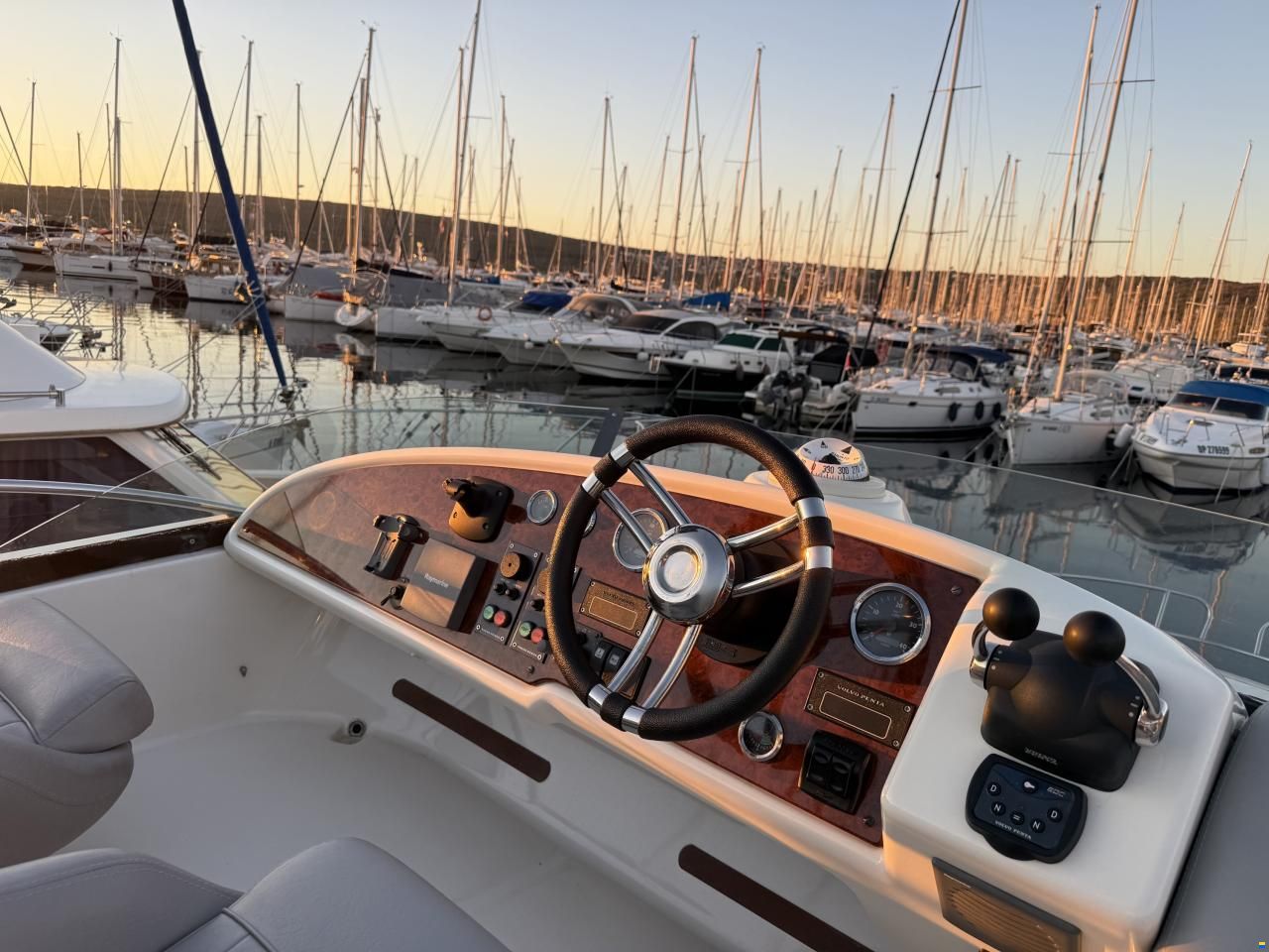 Jeanneau PRESTIGE 36 FLY
