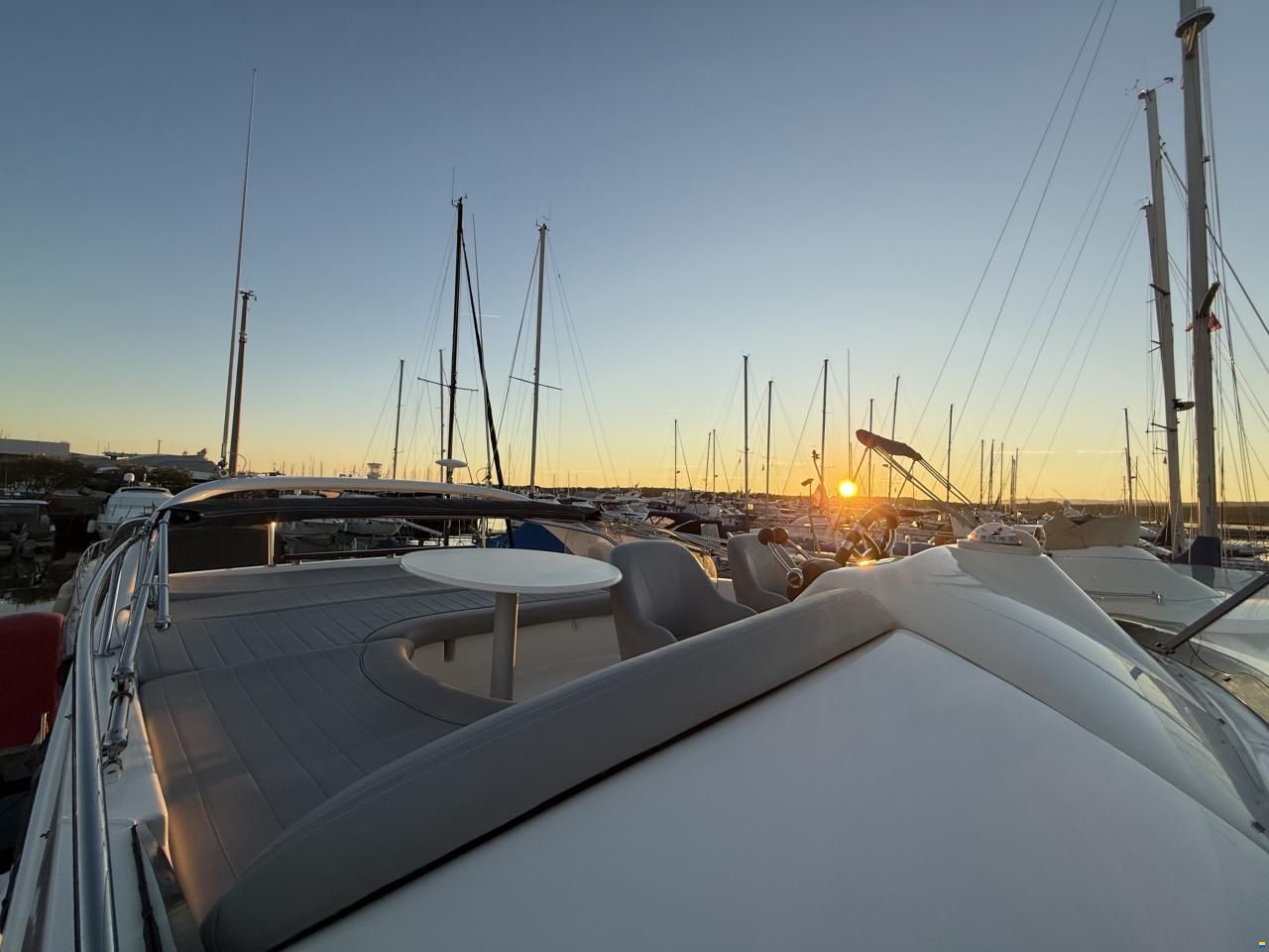 Jeanneau PRESTIGE 36 FLY