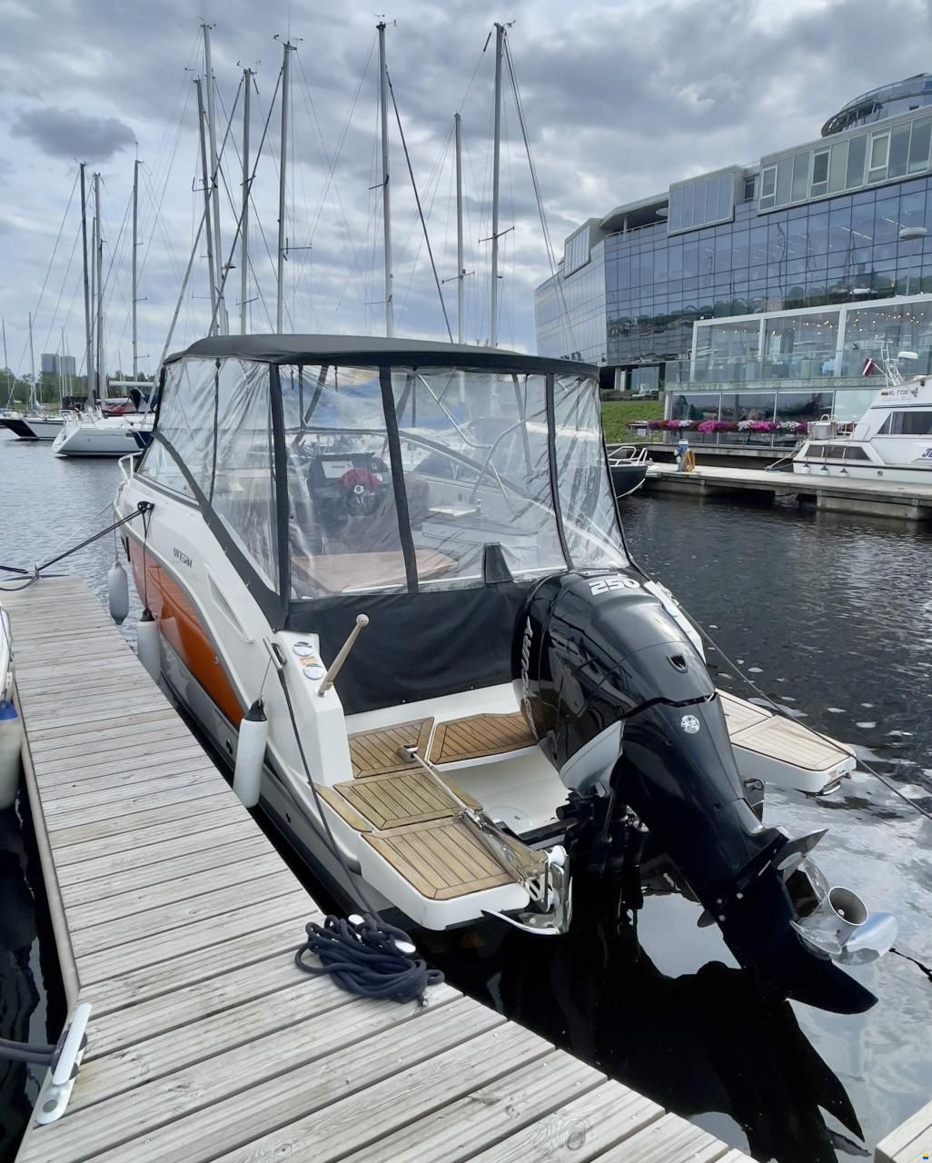 Uttern D 77