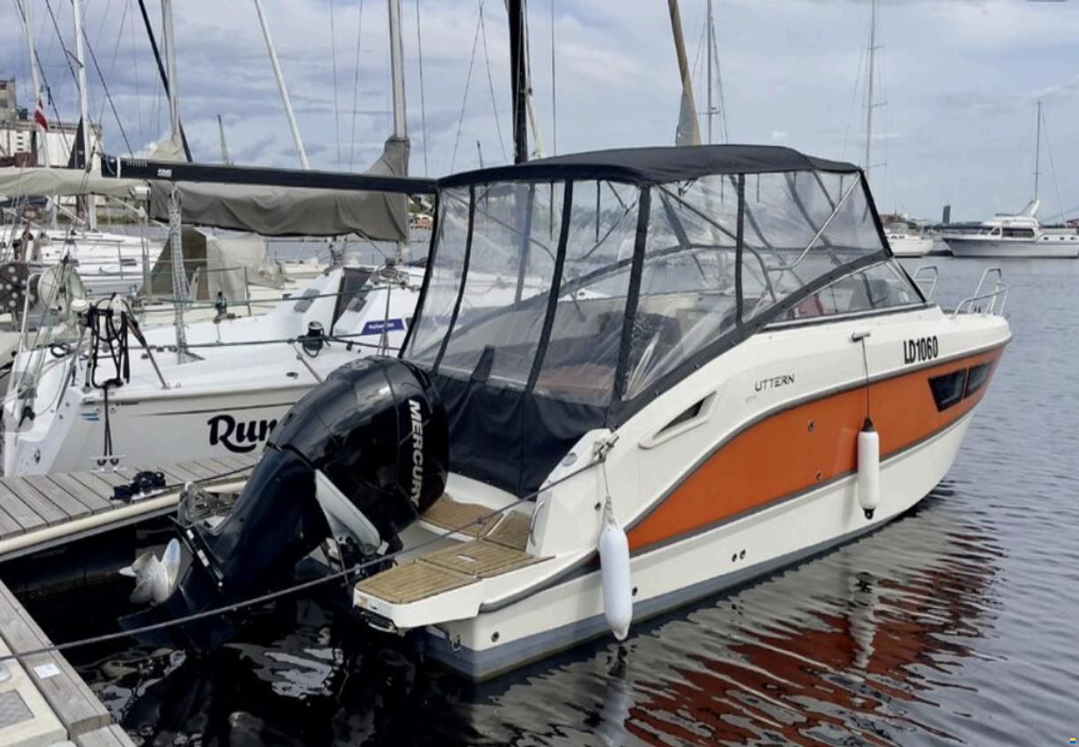 Uttern D 77