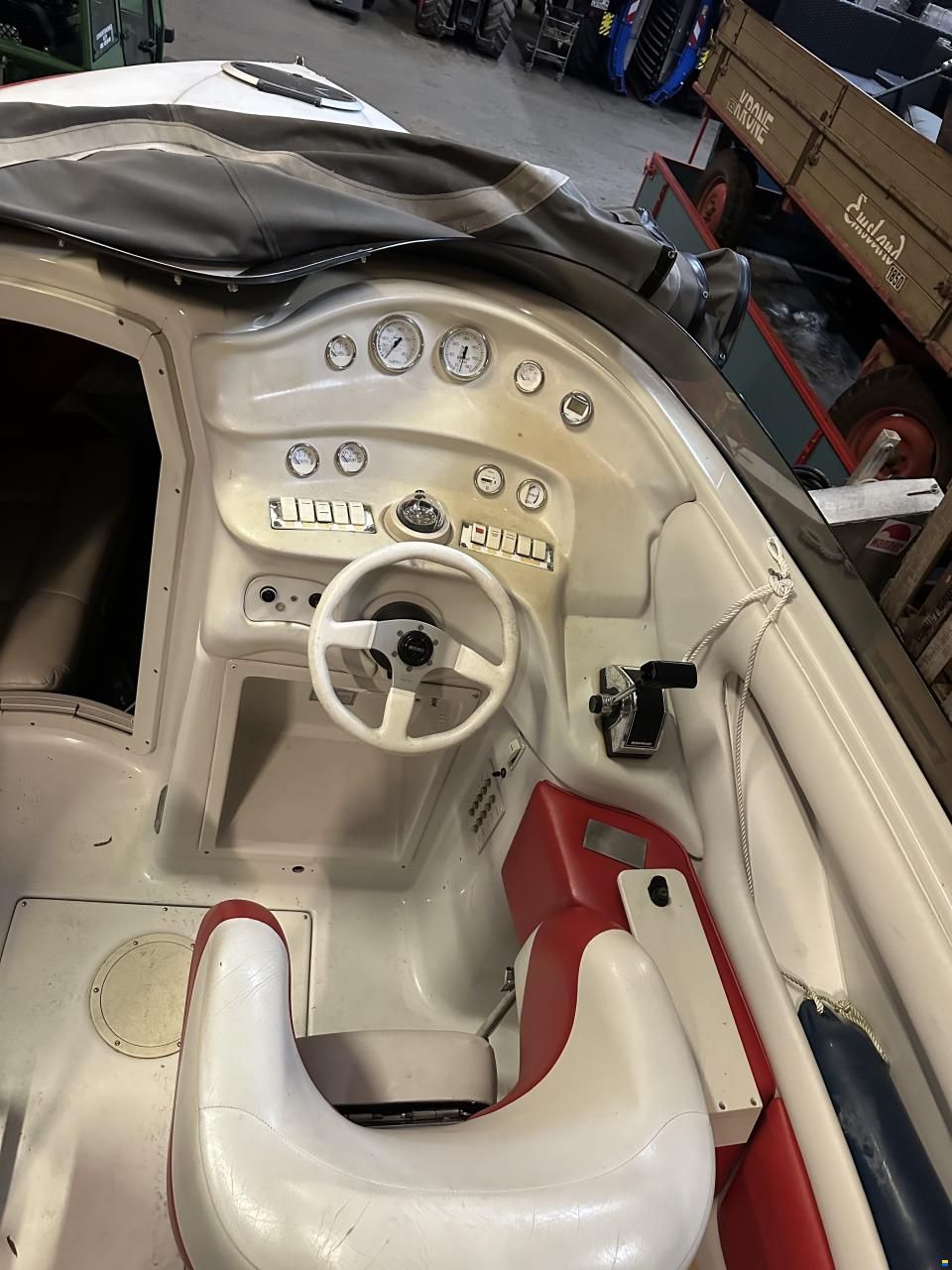 Crownline 266 LTD