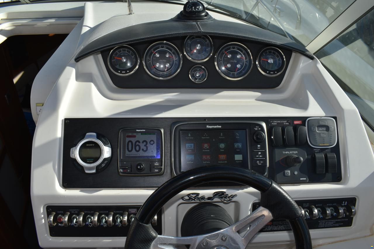 Sea Ray 305 Sundancer Europe