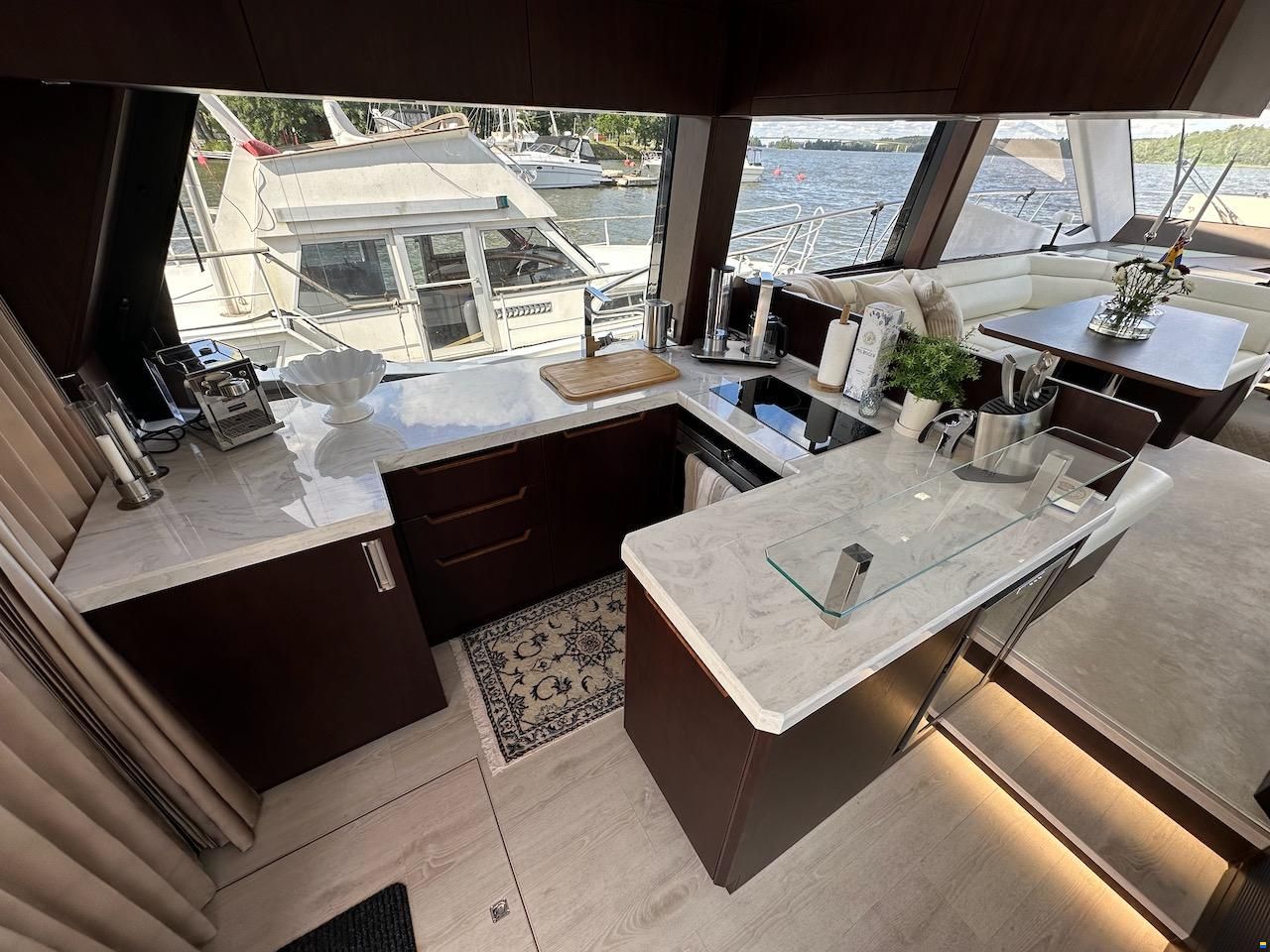 Galeon 500 Fly