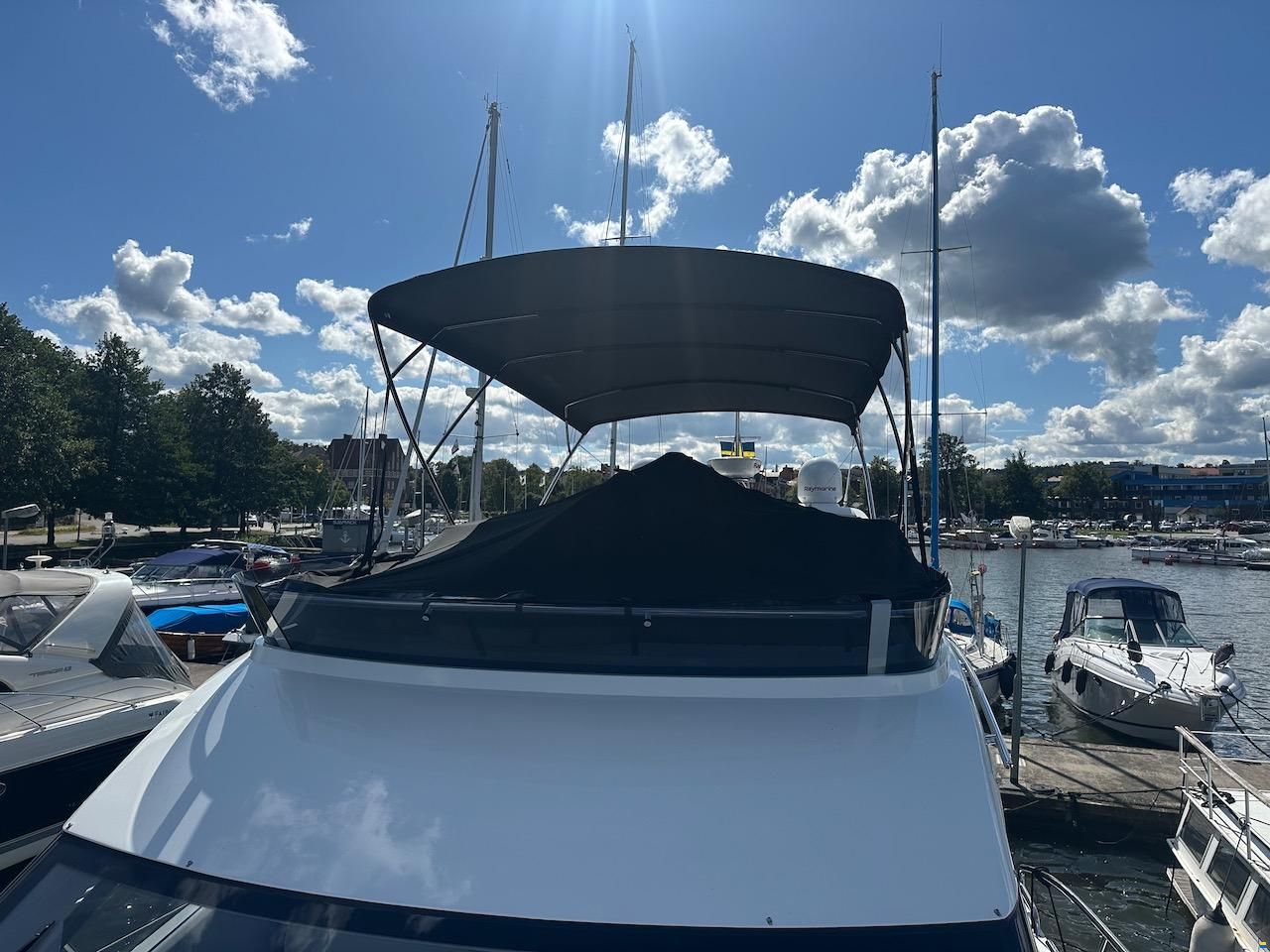Galeon 500 Fly