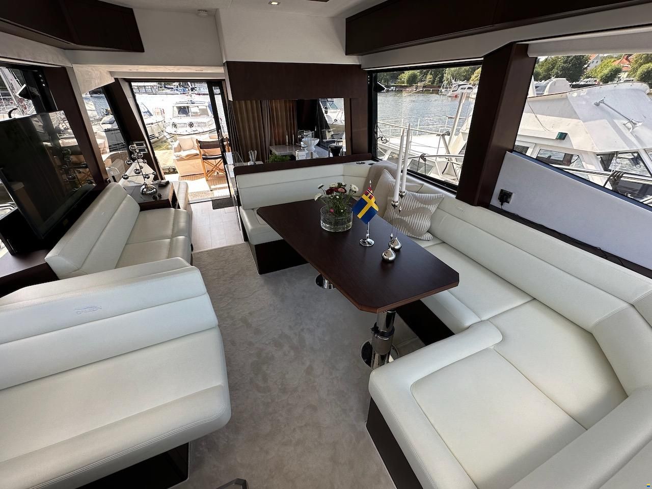 Galeon 500 Fly