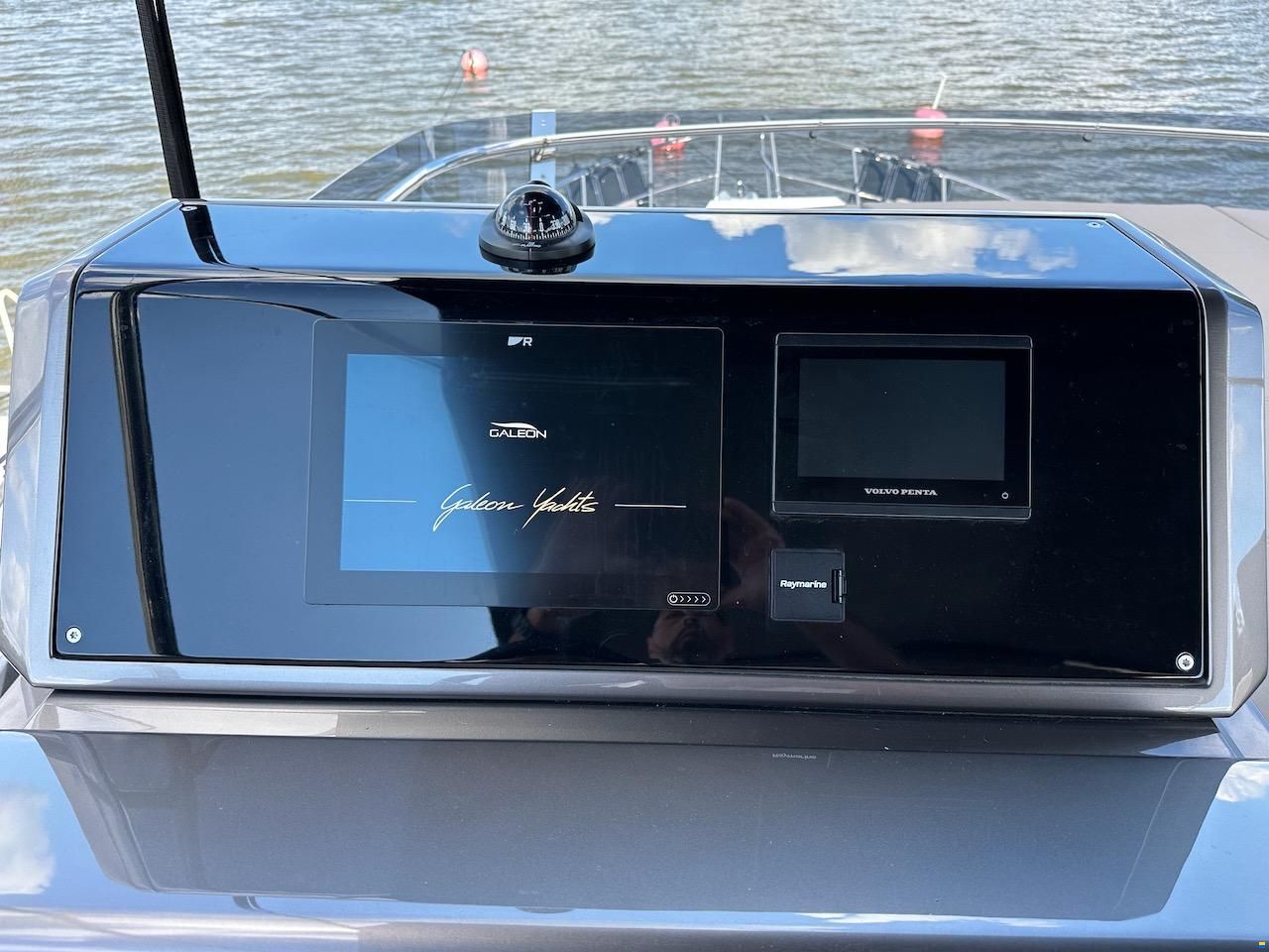 Galeon 500 Fly