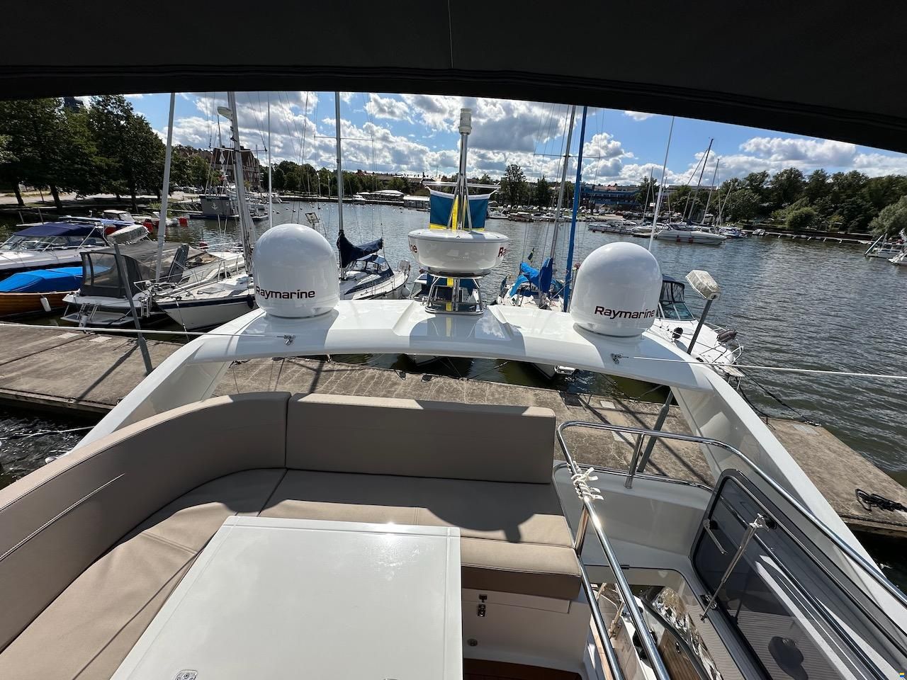 Galeon 500 Fly