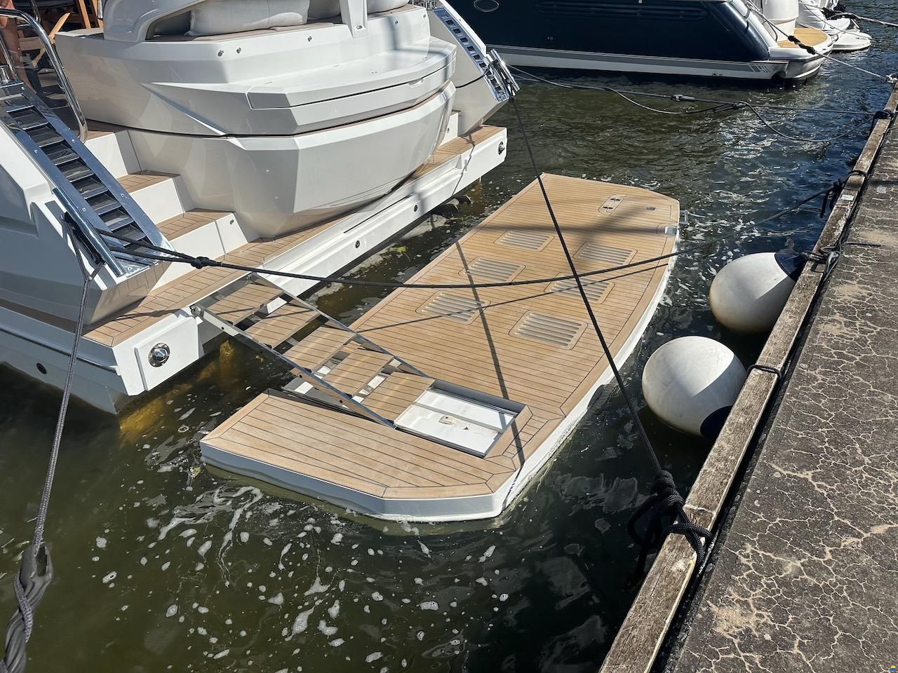 Galeon 500 Fly