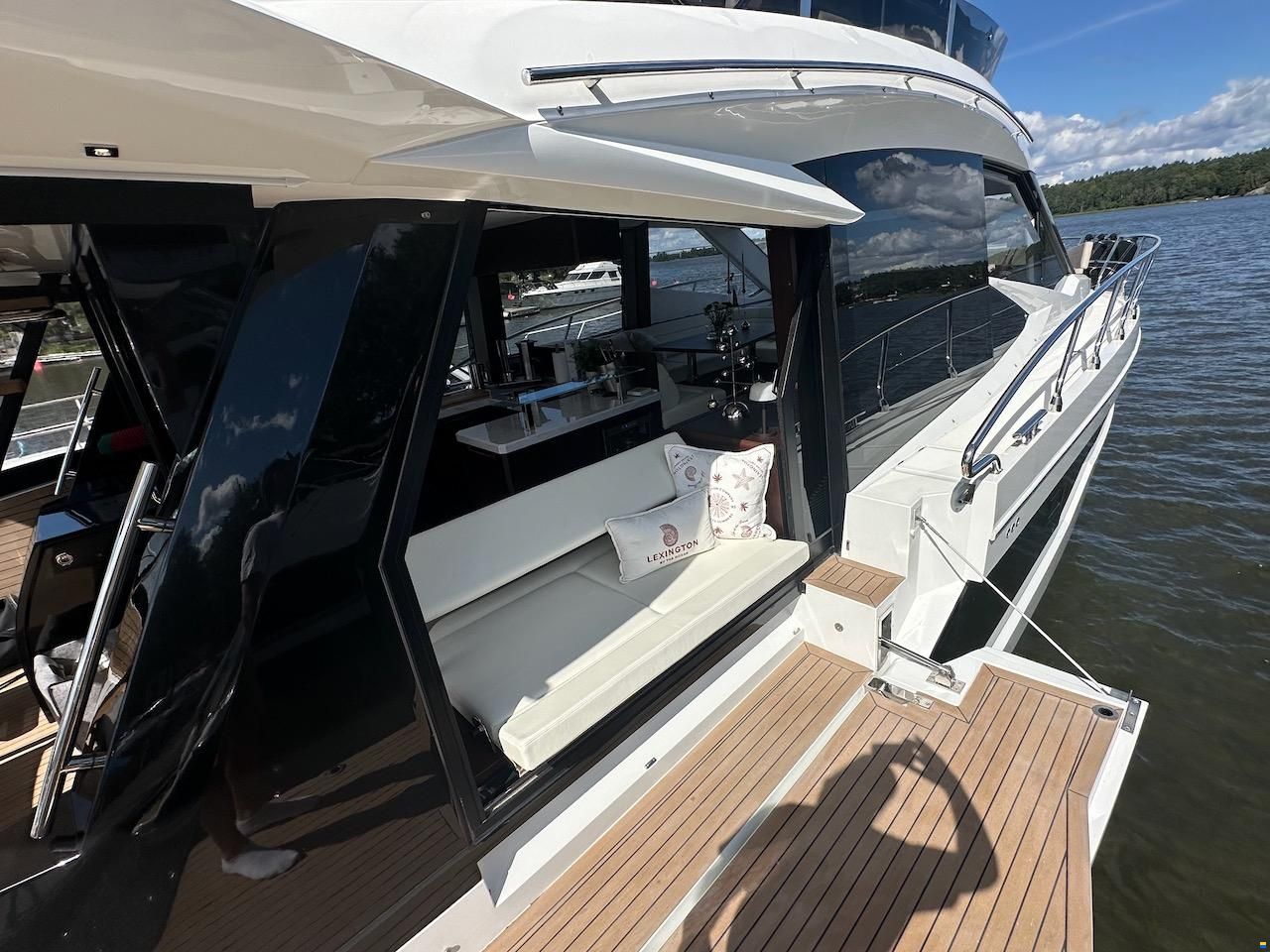 Galeon 500 Fly