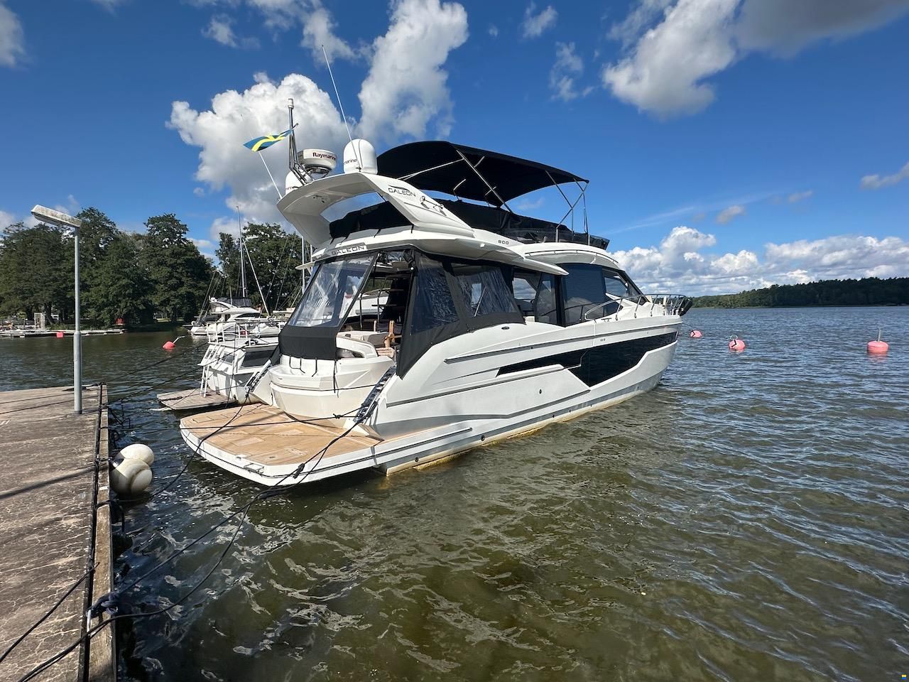 Galeon 500 Fly