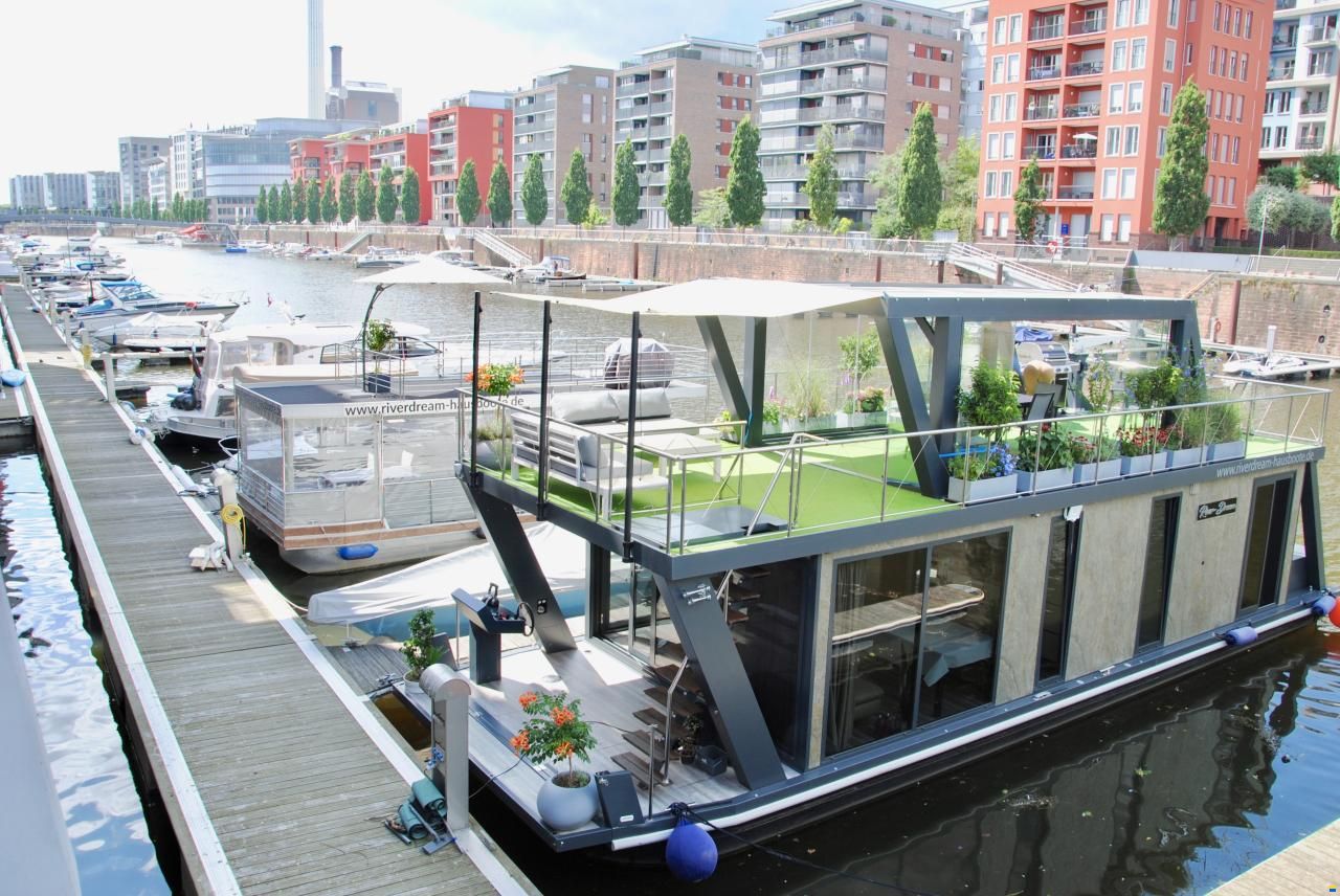 Waterbus River- Dream Deluxe