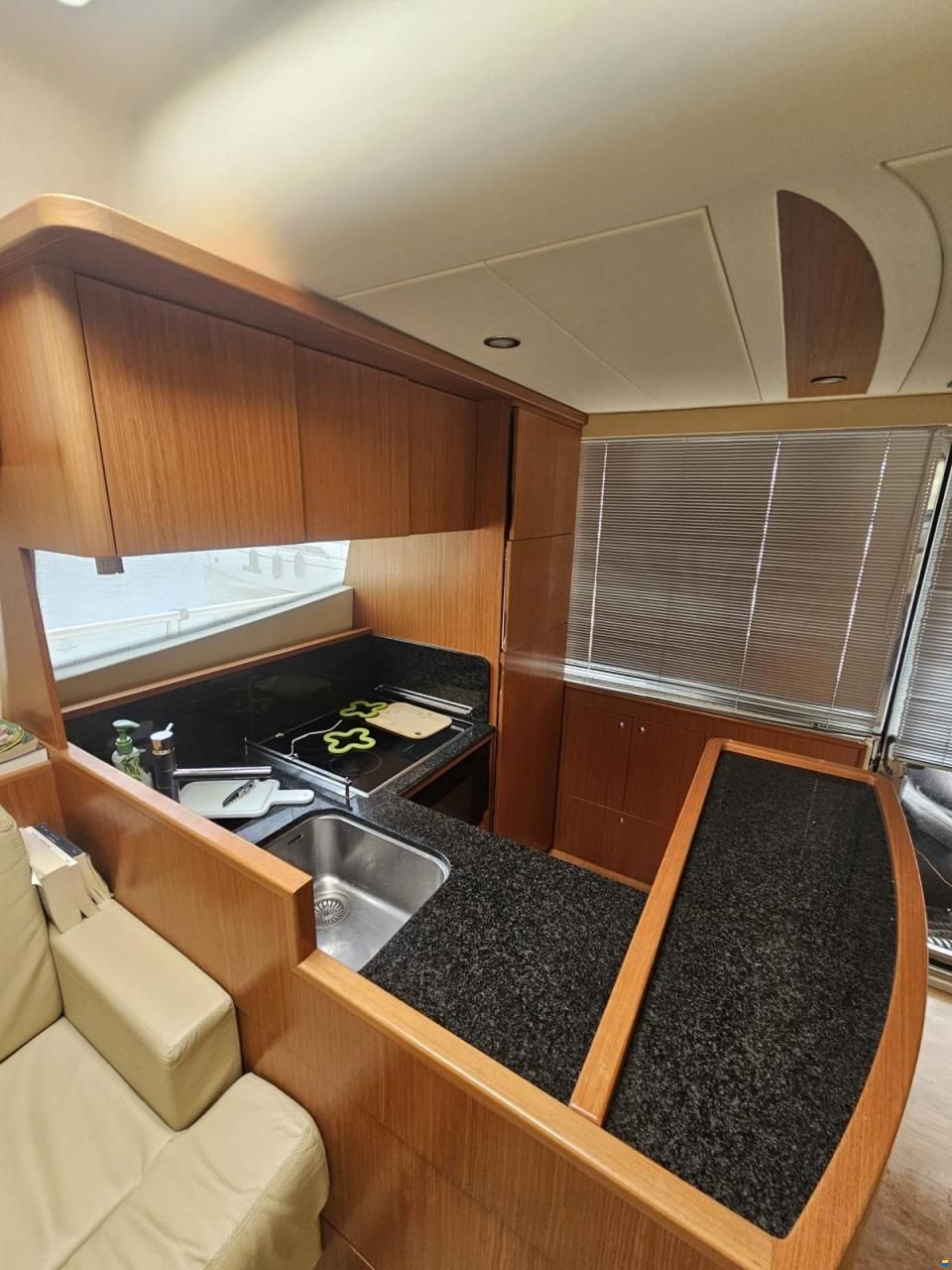 Ferretti 510 FLY