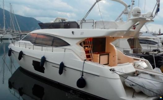 Ferretti 510 FLY