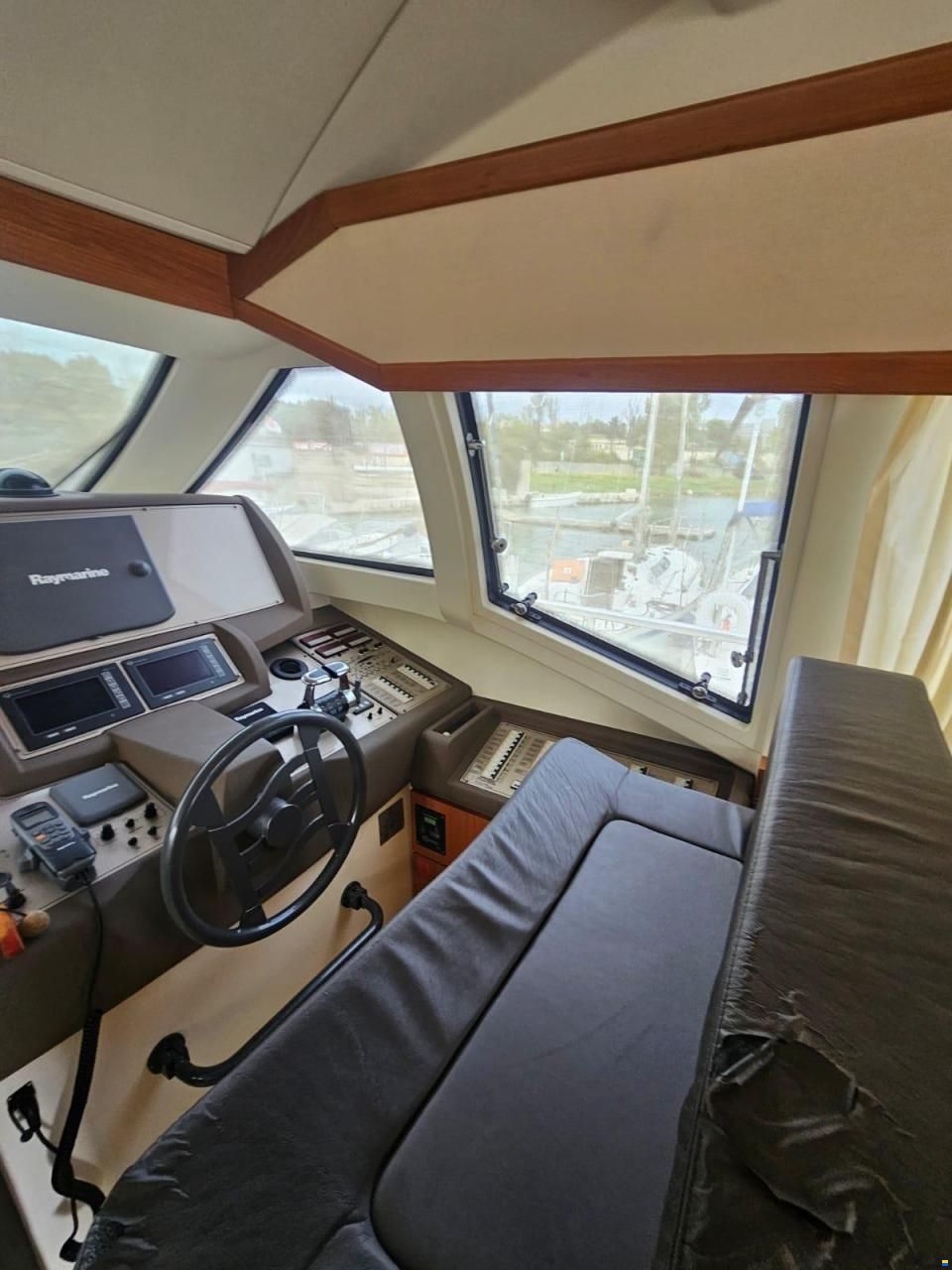 Ferretti 510 FLY