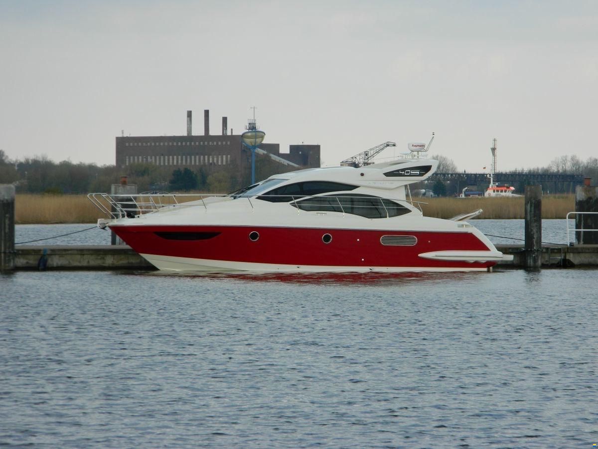 Azimut 40S