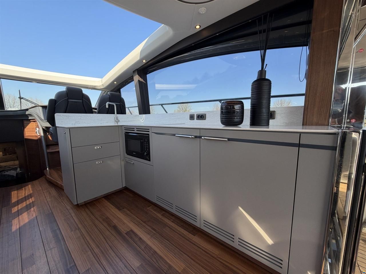 Princess V55