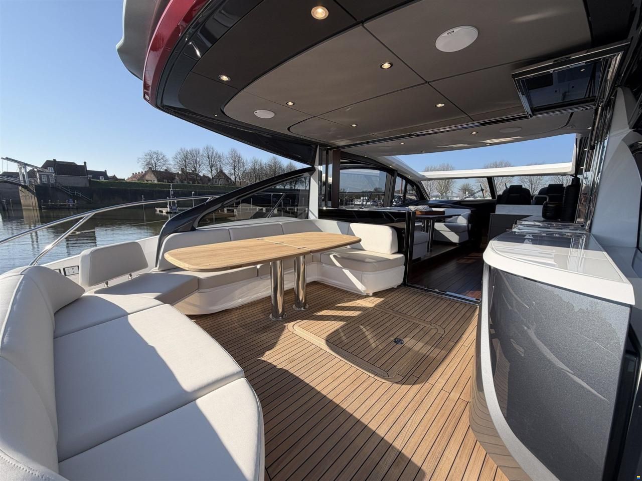 Princess V55