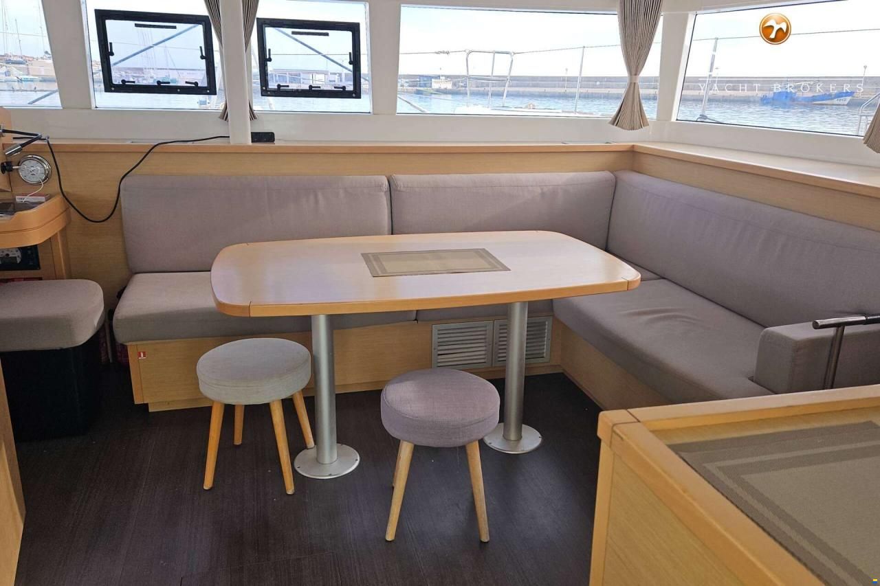 Lagoon 450 Flybridge