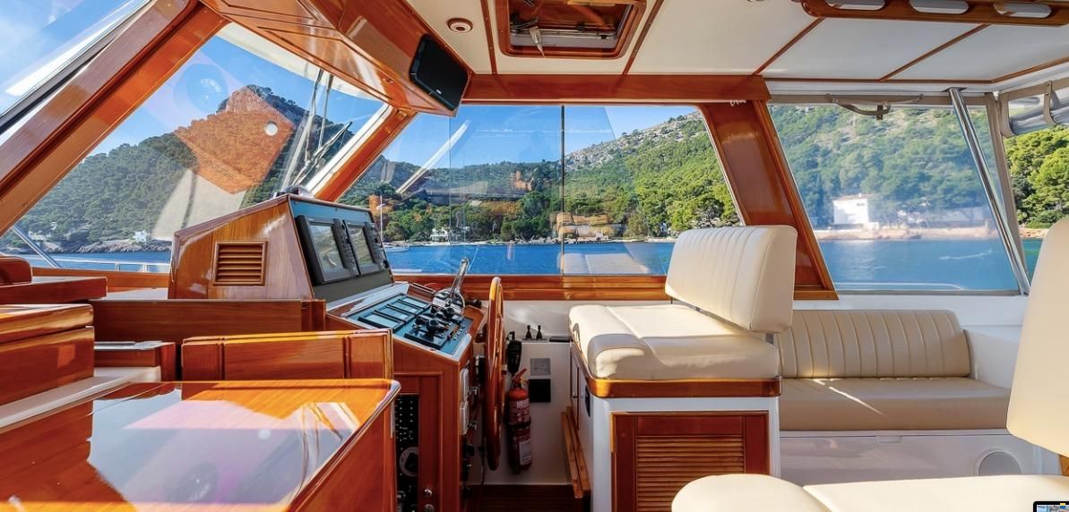 Grand Banks 49 HX